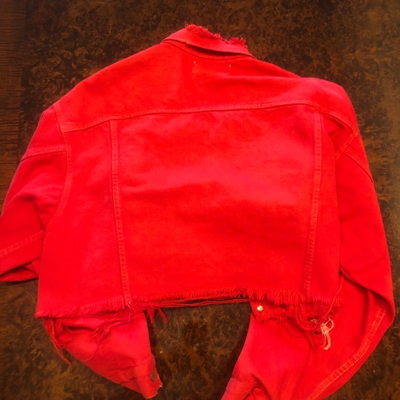 Red vintage twin red denim jacket by Levi’s - Picture 2 of 8